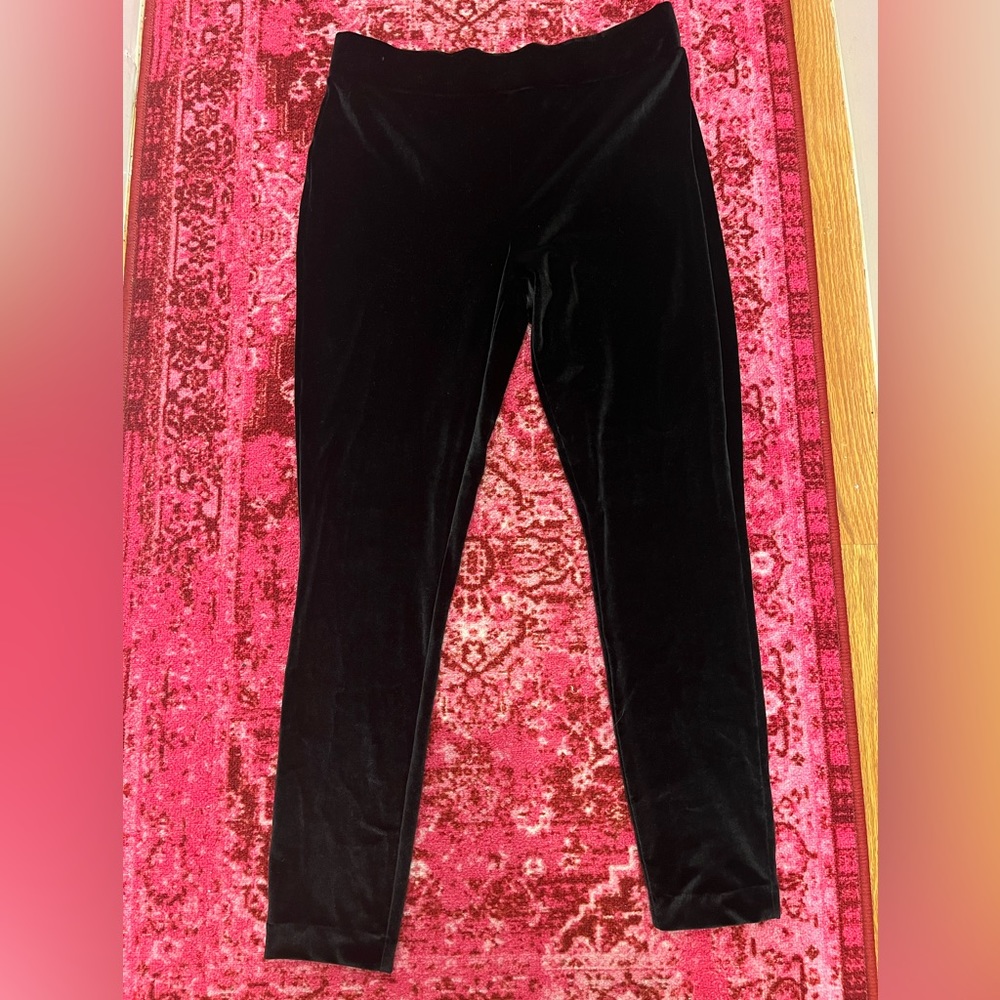 Brand new LOFT velvet pull on slim pants